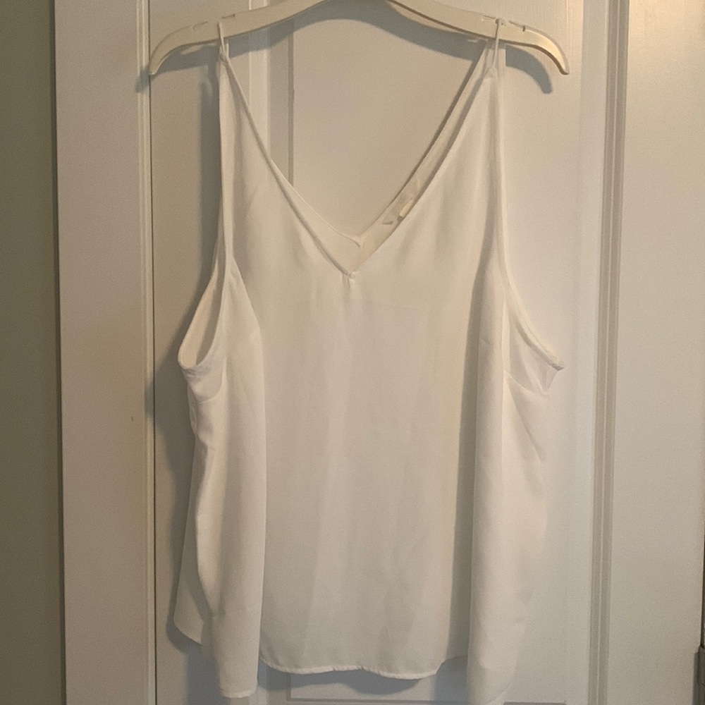 NWT H&M White Sleeveless Blouse